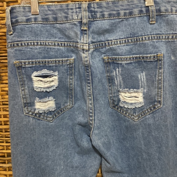 NWOT midnight muse, pearl beaded, embellished, distressed jeans 29” - Picture 8 of 8